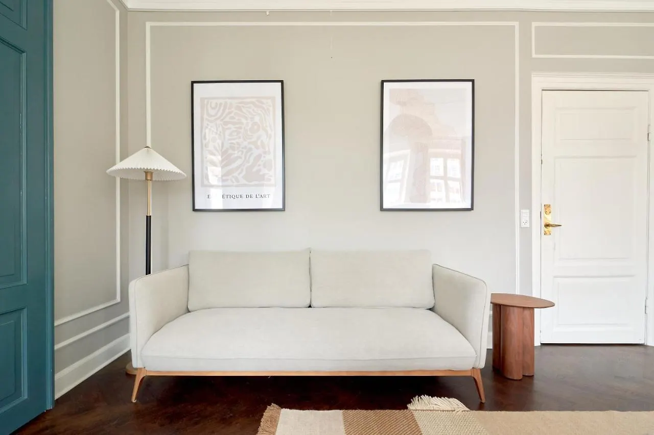 Apartment Large 4 Bedroom With Balcony & Bathtub In Cph City Copenhagen Denmark