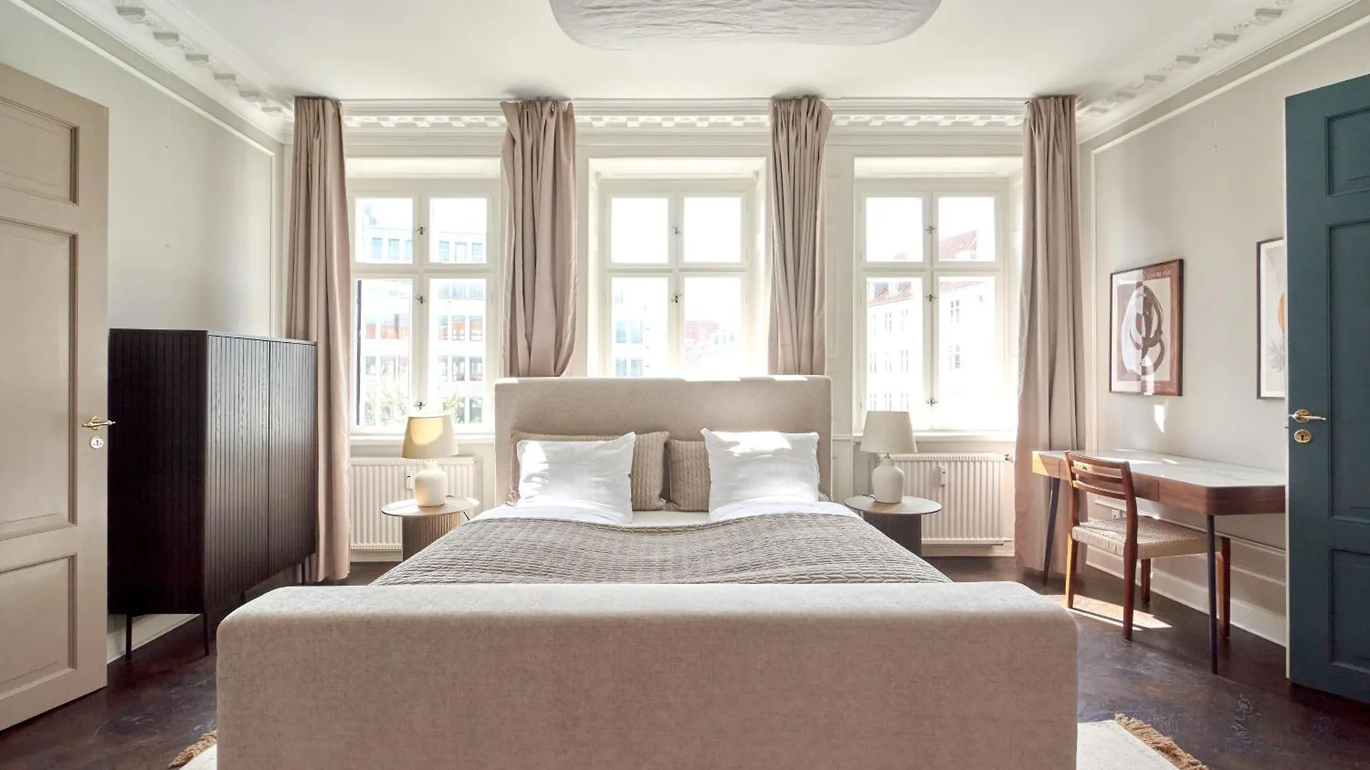 Large 4 Bedroom With Balcony & Bathtub In Cph City Copenhagen 0*,
