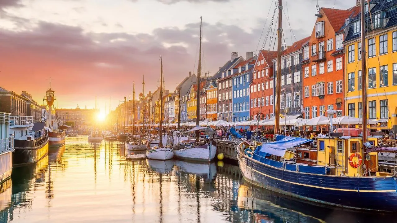 Appartamento Large 4 Bedroom With Balcony & Bathtub In Cph City Copenaghen