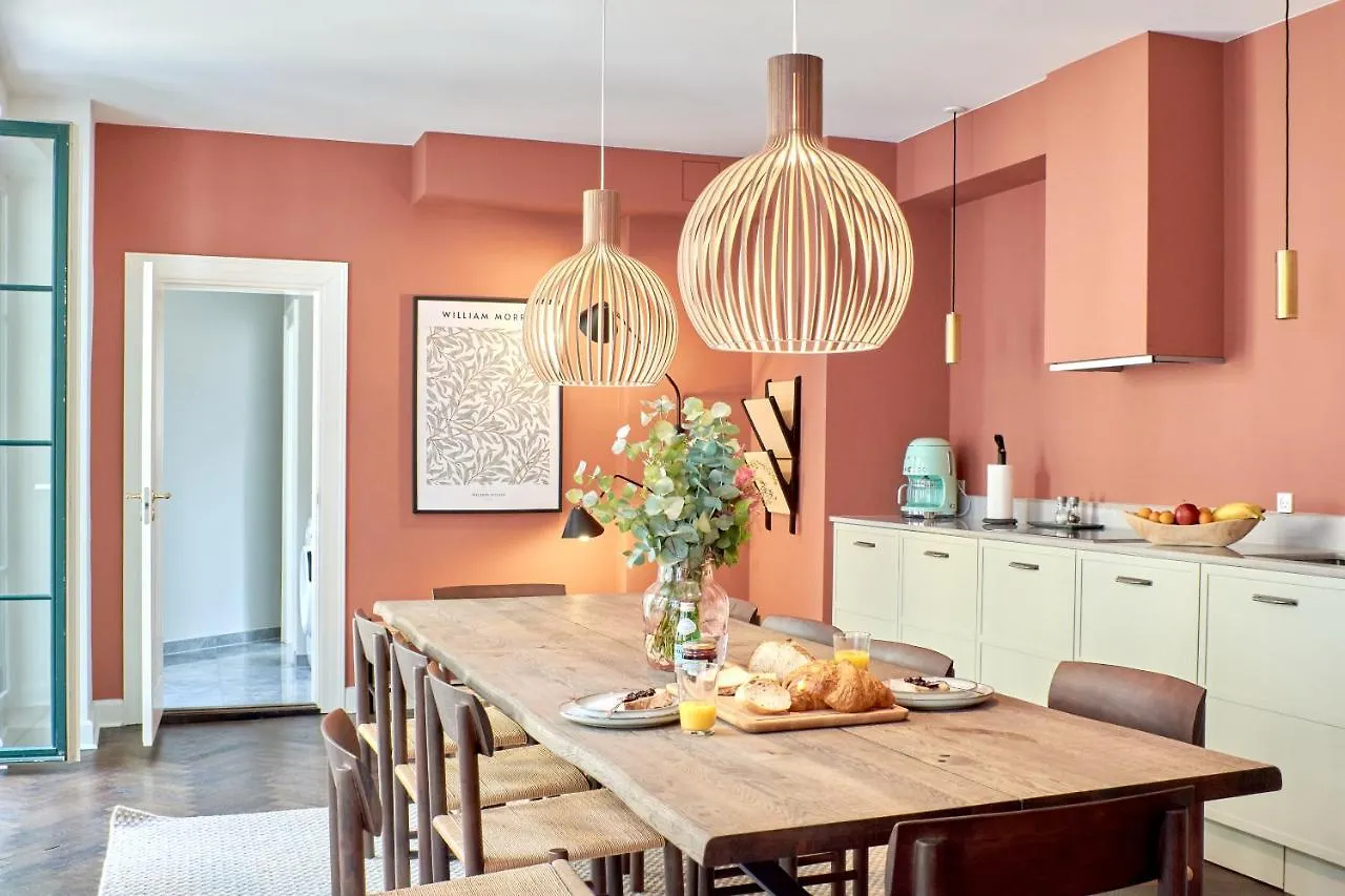 Large 4 Bedroom With Balcony & Bathtub In Cph City Copenaghen